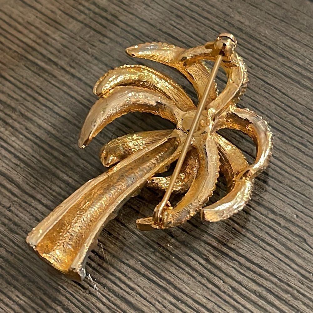 Vintage Two-tone Palm Tree Pin, Tropical Tree - Picture 7 of 16